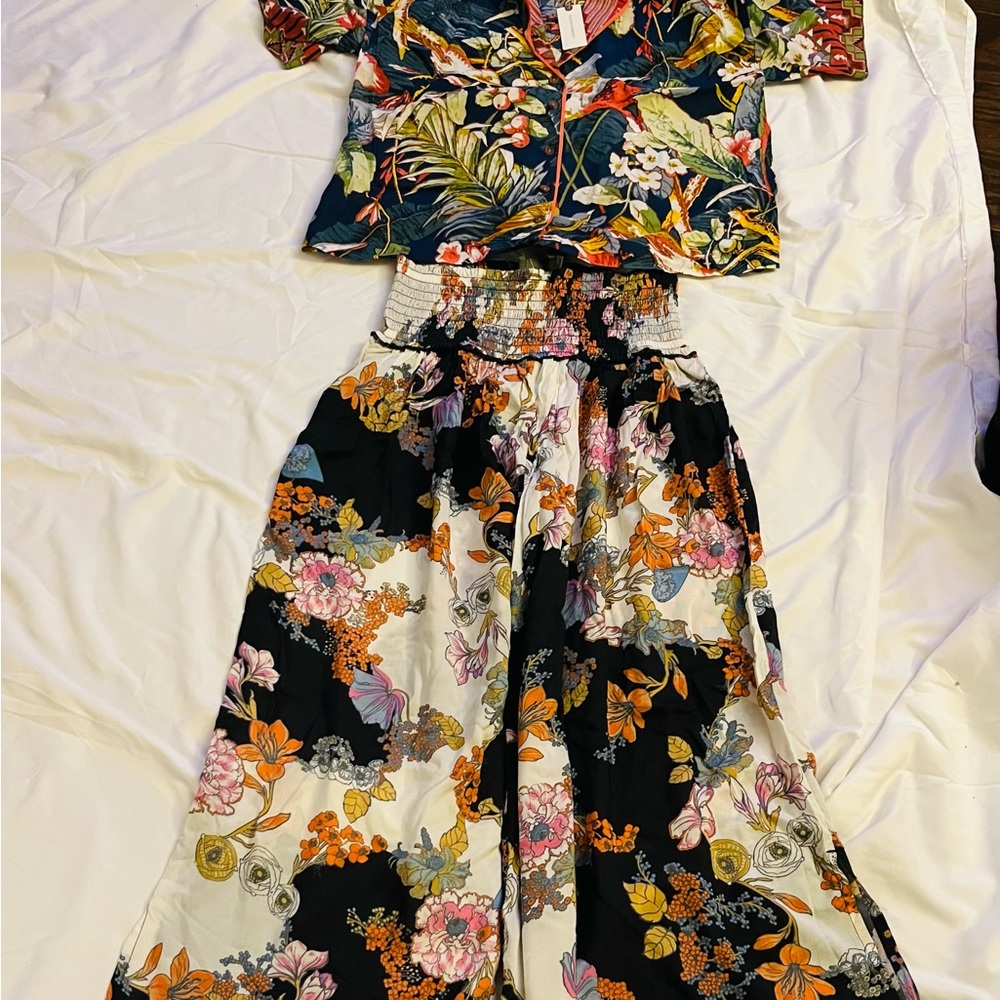 NWT Anthropologie  lounge/pajama set. No longer available.